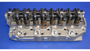 CULASSE COMPLETE NEUVE (SOUPAPES AFFLEURANTES)  pour  MITSUBISHI  PAJERO  V64 - 2.5TD 2/2000-8/2006 court 
