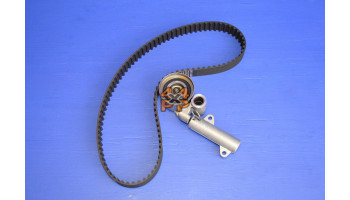 KIT COURROIE ET TENDEUR DE DISTRIBUTION  pour  TOYOTA  HILUX PICKUP  KUN25 - 2.5TD 7/2005-2017  
