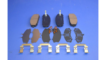 PLAQUETTES ET CALES ANTIBRUIT DE FREIN AVANT (4)  pour  NISSAN  PATROL  Y61 - 2.8TD (RD28) 10/1997->2/2000 