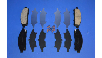 PLAQUETTES ET CALES ANTIBRUIT DE FREIN AVANT (4)  pour  MITSUBISHI  L200 PICKUP  KL1T - 2.4TD 4/2015-2019  