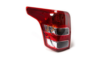 FEU D'AILE ARRIERE GAUCHE  pour  MITSUBISHI  L200 PICKUP  KL1T - 2.4TD 4/2015-2019  