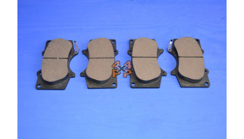 PLAQUETTES DE FREIN AVANT (JEU D'ESSIEU)  pour  MITSUBISHI  PAJERO  V97 - 3.8 essence 9/2006-> long 