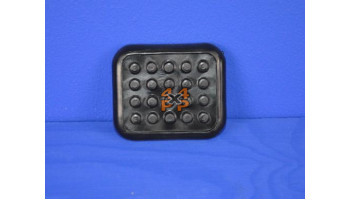 CAOUTCHOUC DE PEDALE EMBRAYAGE  pour  MITSUBISHI  PAJERO  L047 - 2.6 essence 9/1984-6/1991 long 