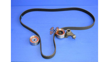 KIT COURROIE ET TENDEUR DE DISTRUBUTION  pour  TOYOTA  RAV4  CLA20 - 2.0TD 3 portes 5/2001-11/2005 