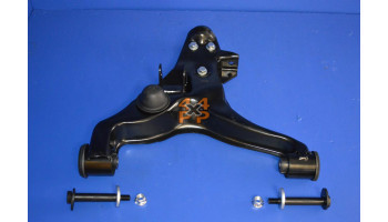 TRIANGLE AVANT INFERIEUR GAUCHE (AVEC BOULONS CARROSAGE)  pour  MITSUBISHI  PAJERO  V75 - 3.5 essence 2/2000-8/2006 long 