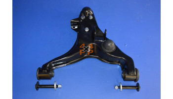 TRIANGLE AVANT INFERIEUR DROIT (AVEC BOULONS CARROSAGE)  pour  MITSUBISHI  PAJERO  V78 - 3.2did 2/2000-8/2006 long 